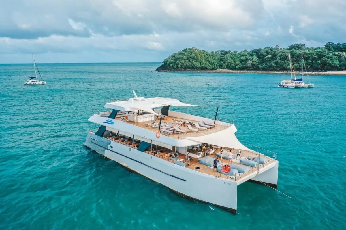 Party Catamaran 111 ft